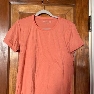 Outdoor Voices Women’s Peach Short Sleeve Tee